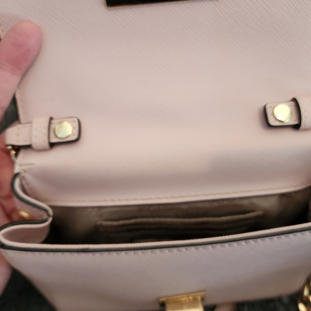 Michael Kors Tina Crossbody In A Soft Powder Pink - Picture 8 of 12